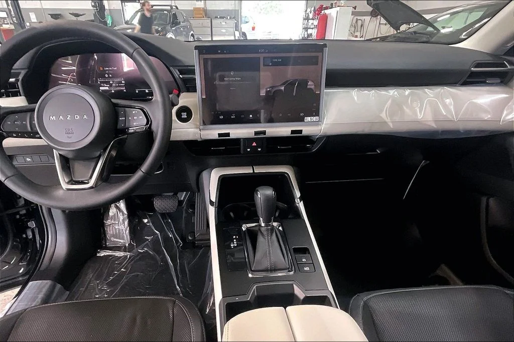 New 2026 Jet Black Mica Mazda 2.5 S Select AWD image 5