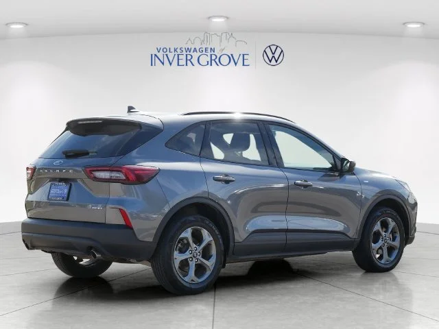 Used 2025 Gray Ford ST-Line Select image 7