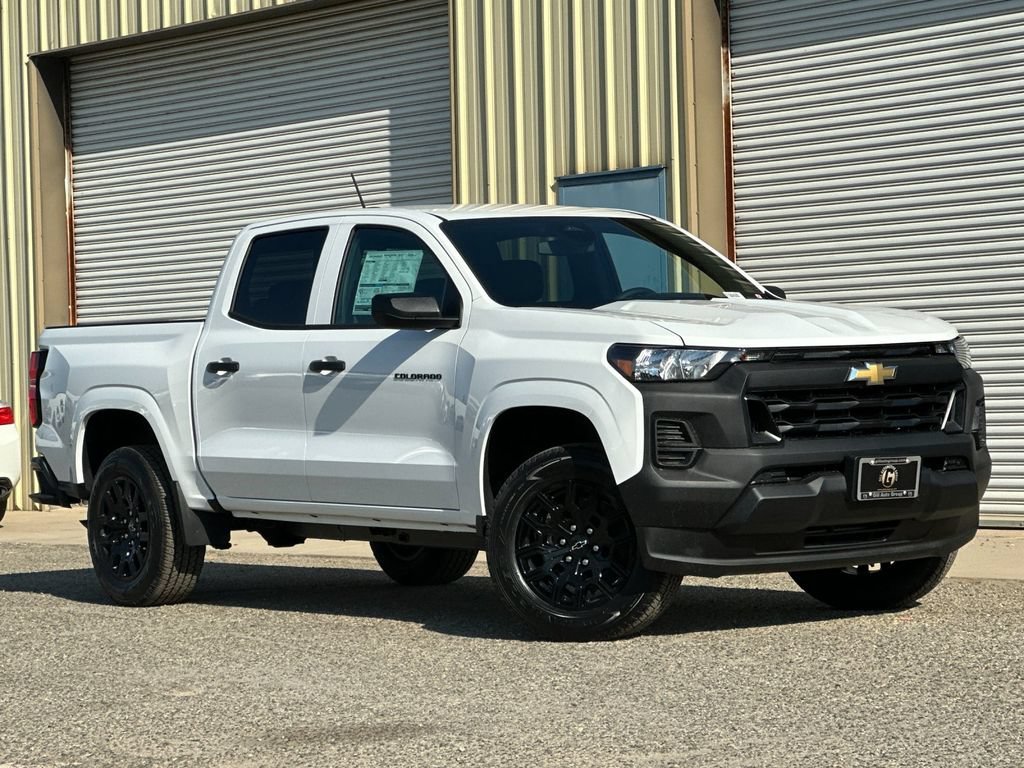 New 2026 Summit White Chevrolet WT image 2