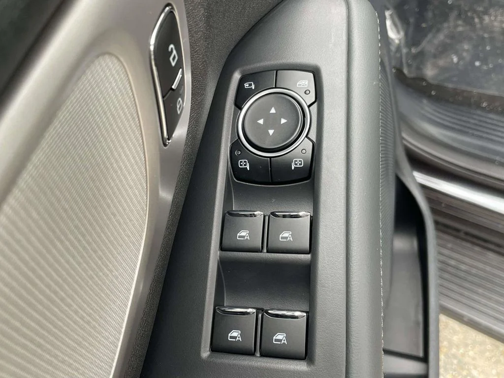 New 2026 Dark Matter Gray Metallic Ford MAX Active image 14