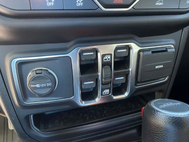 Used 2021 Red Jeep Sport image 27