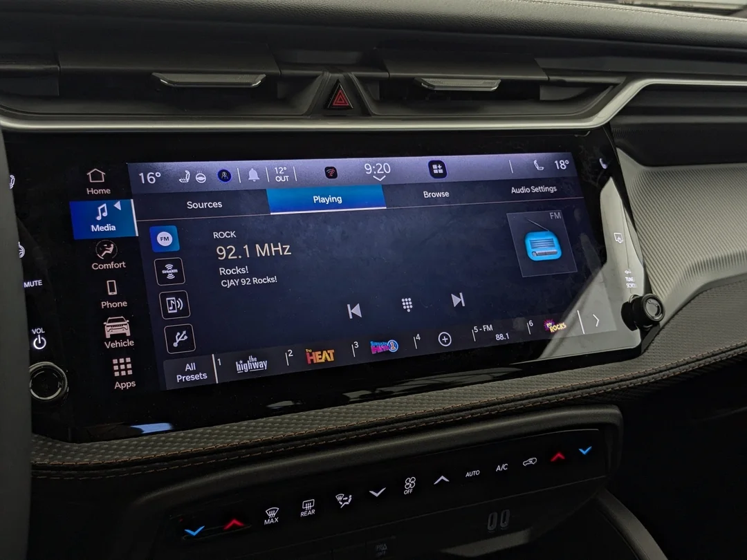 New 2026 Grey Jeep Limited - - 4x4 - Preferred Package 23G - Mopar Interior Protection Pckge-  Pano Sunroof & More! image 22