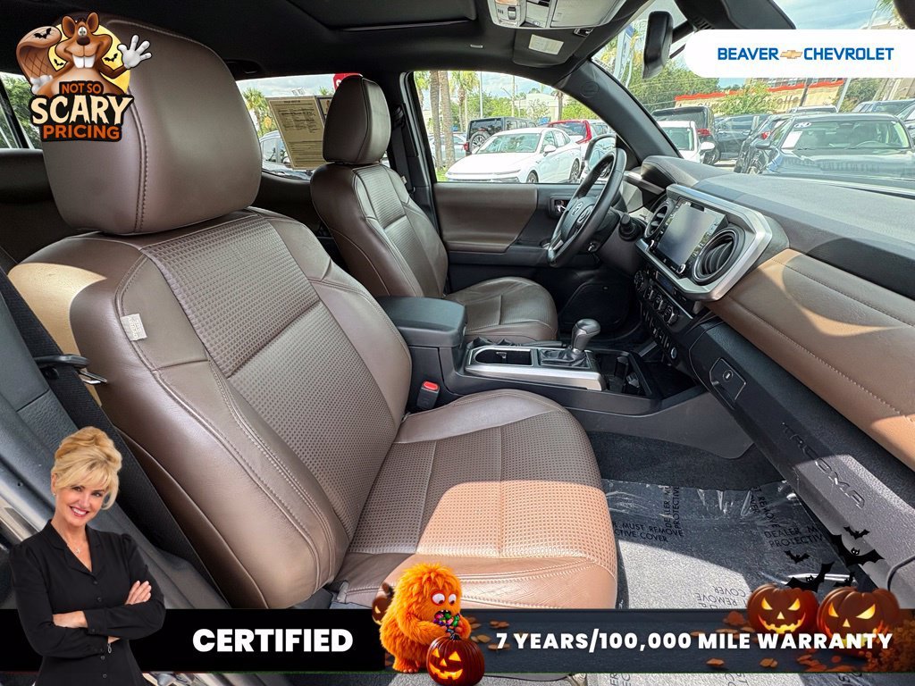 Used 2023  Toyota Limited image 26