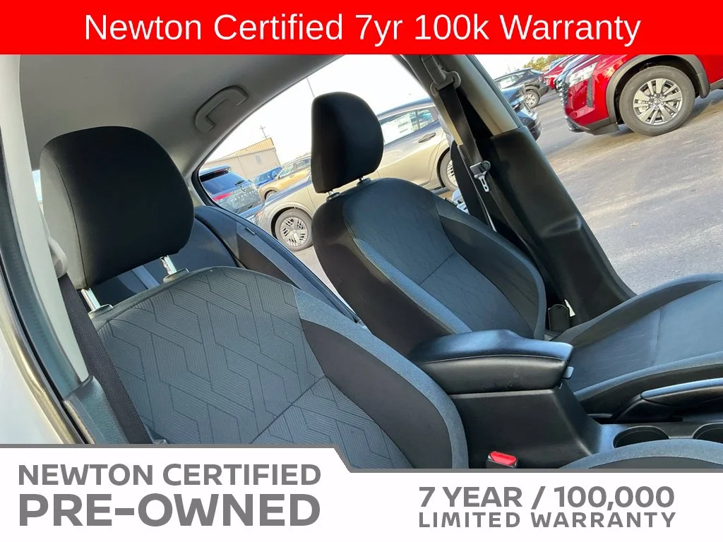 Used 2023 White Nissan 1.6 SV image 14