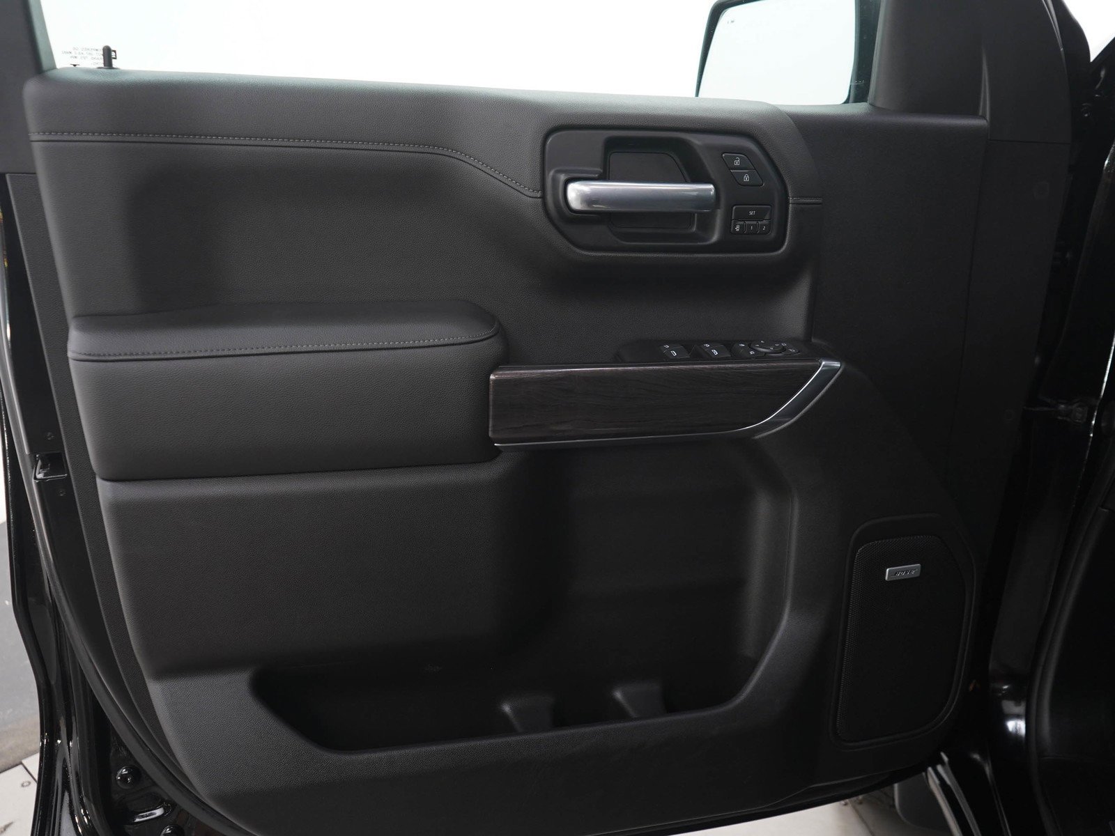 Used 2019 Black Chevrolet LTZ image 22