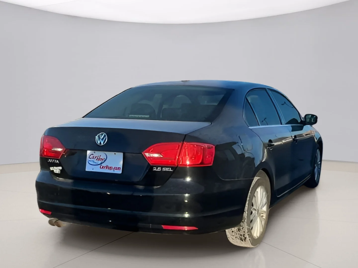 Used 2013 Black Volkswagen SEL image 8