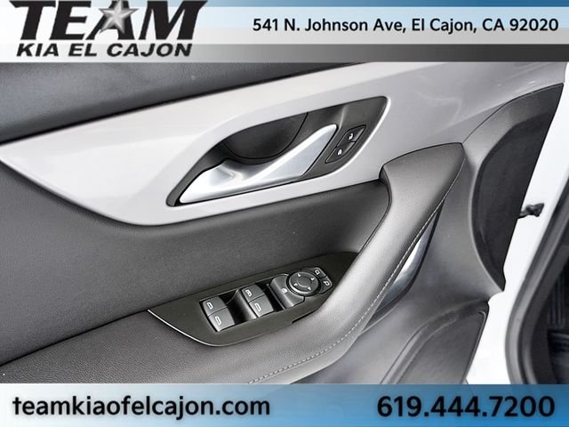 Used 2022 White Chevrolet LT image 23