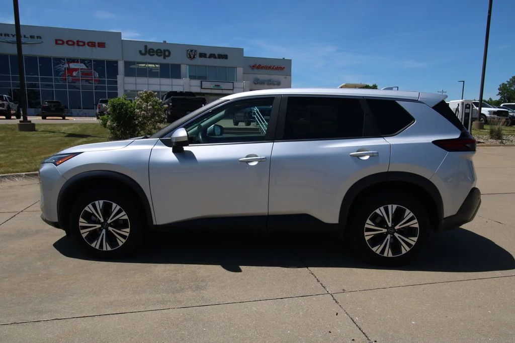 Used 2023 Silver Nissan SV image 15