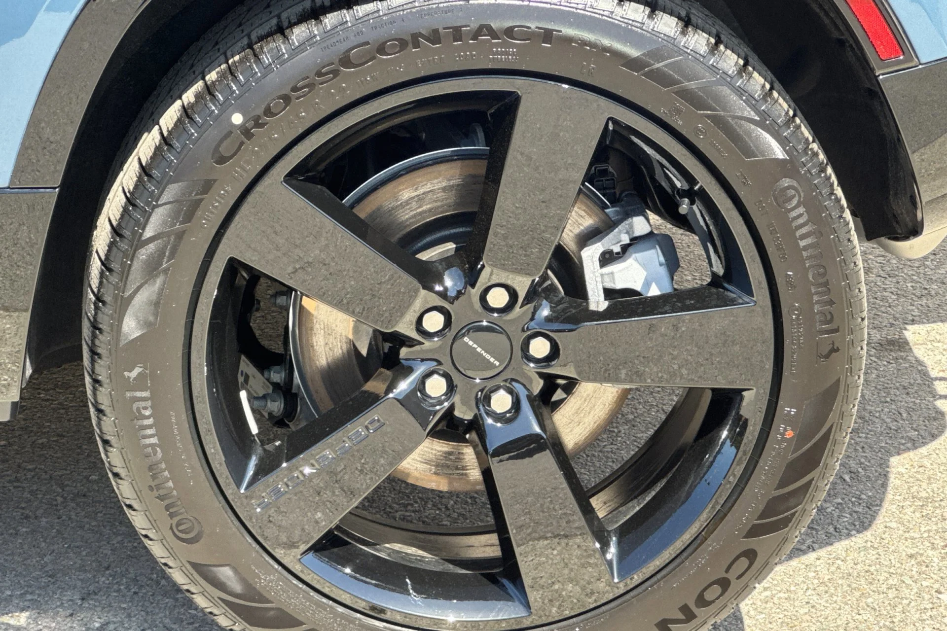 New 2026 Tasman Blue Land Rover X-Dynamic SE image 11