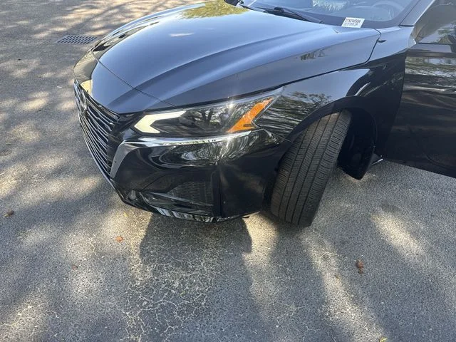 Used 2025 Black Nissan 2.5 SL image 32