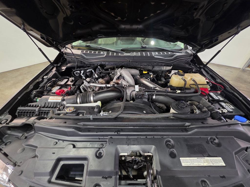 Used 2021 Gray Ford Limited image 5