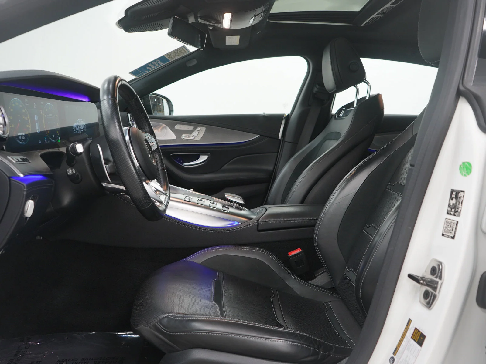 Used 2019 White Mercedes-Benz Base image 27