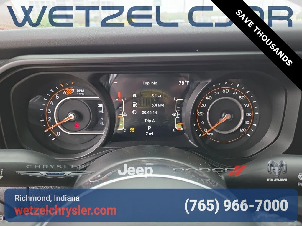 New 2025 Gray Jeep Sahara image 15
