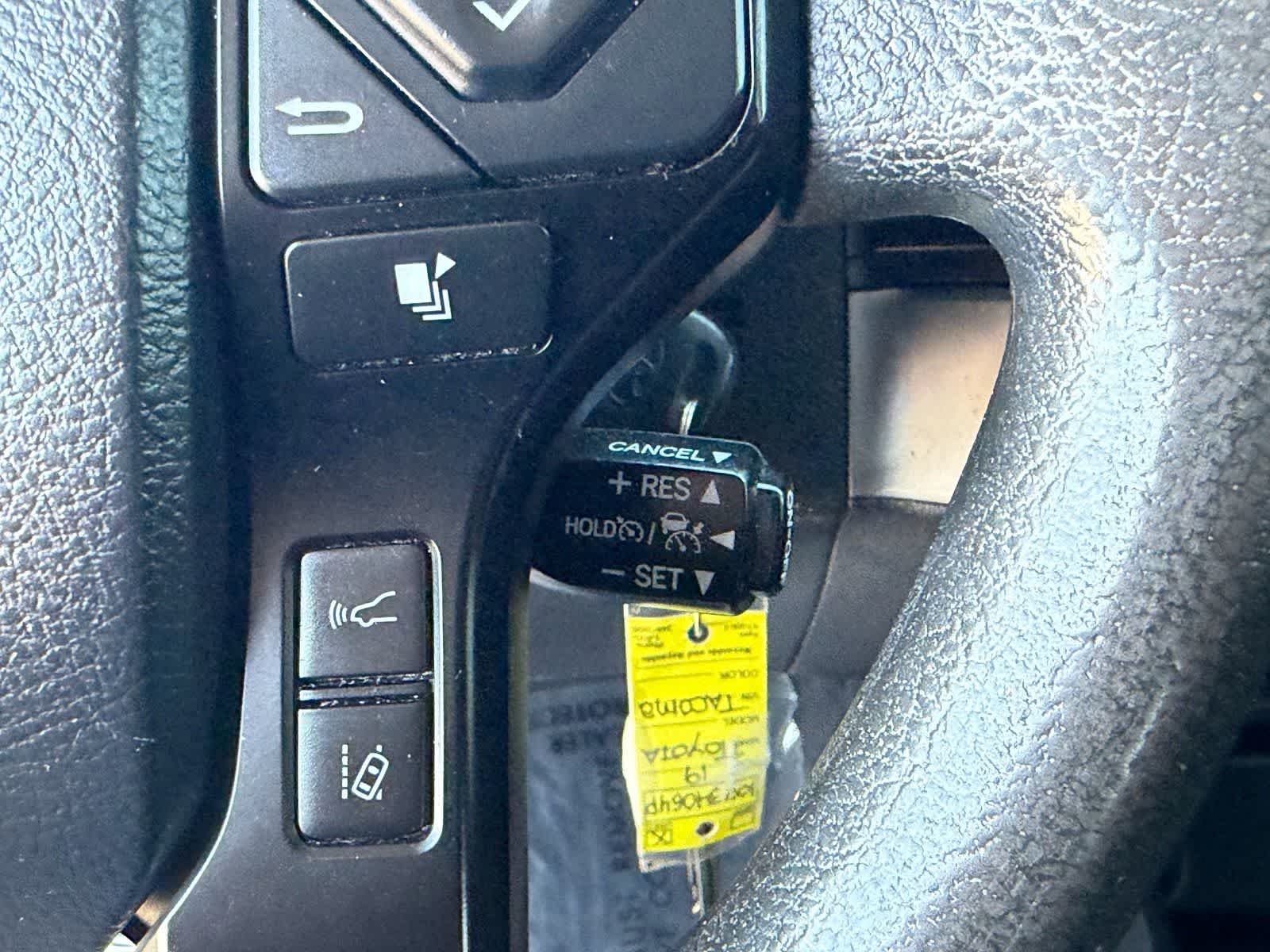 Used 2019 Super White Toyota SR image 34