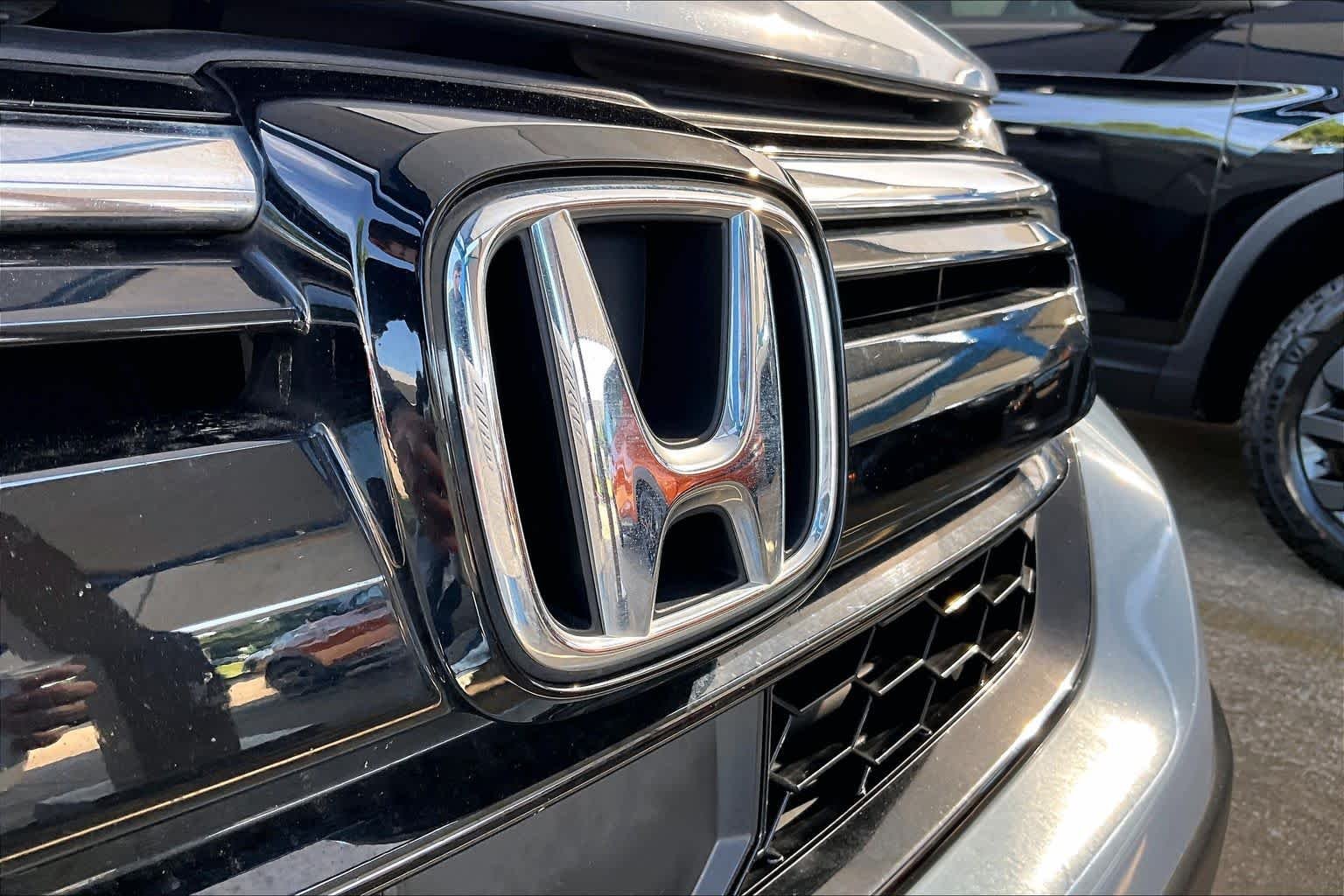 Used 2021 Sonic Gray Pearl Honda EX image 10