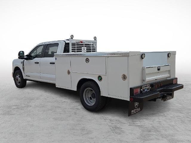 New 2025 Oxford White Ford F-350® XL image 32