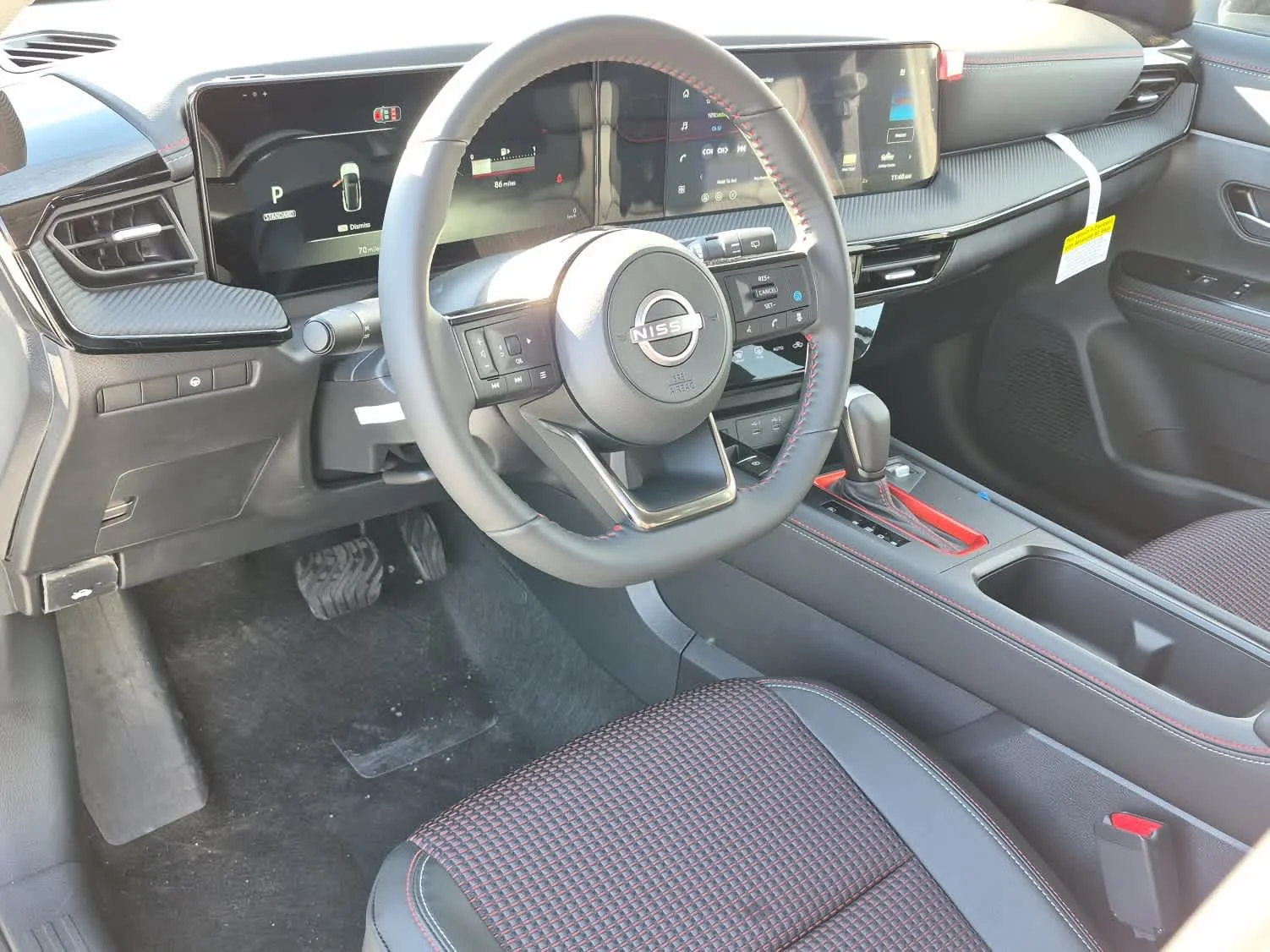2026 Nissan KICKS SR AWD - Photo 11