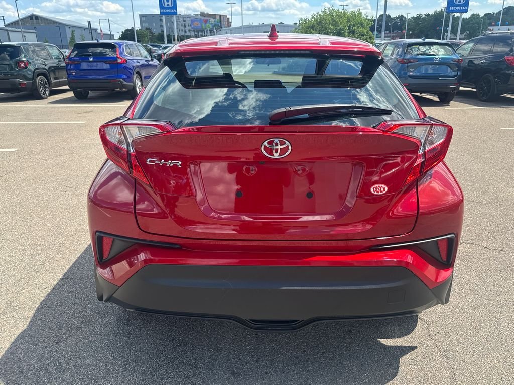 Used 2021 Red Toyota XLE image 6