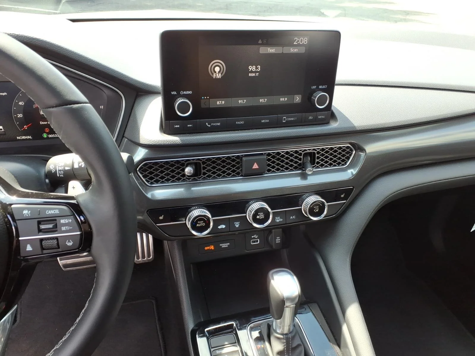 Certified Used 2025 Silver Acura w/A-Spec Package image 9