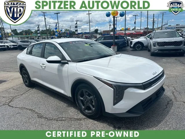 2025 Kia K4 LXS