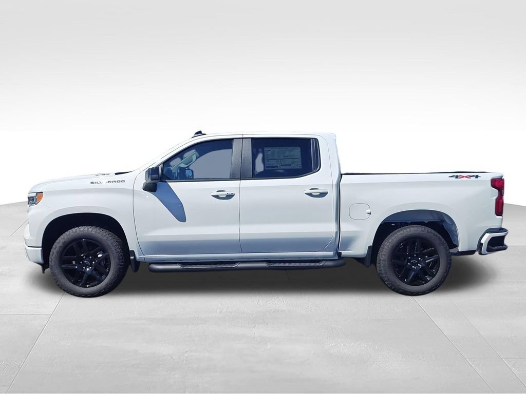 New 2026 Summit White Chevrolet RST image 2