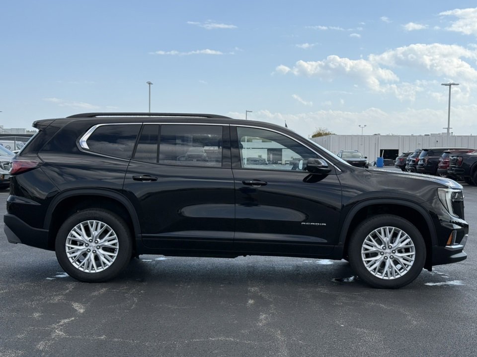 2026 GMC ACADIA - Image 8