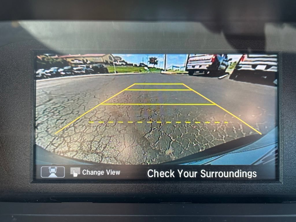 Used 2017 White Honda EX-L image 29