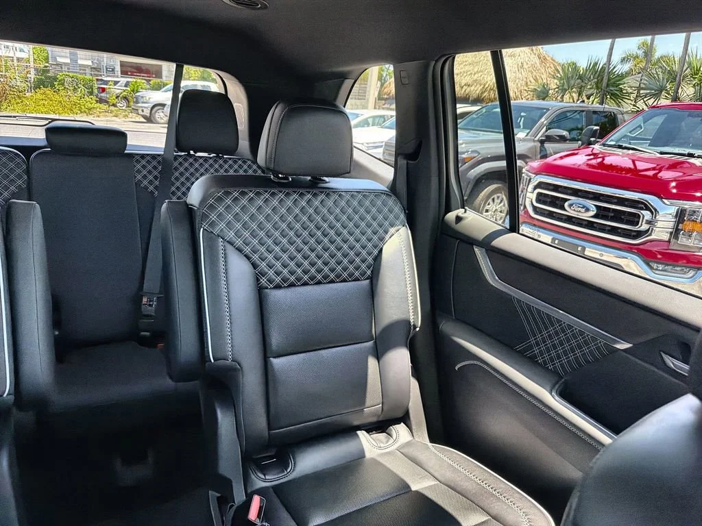 Used 2025 Ebony Twilight Metallic GMC Denali image 14