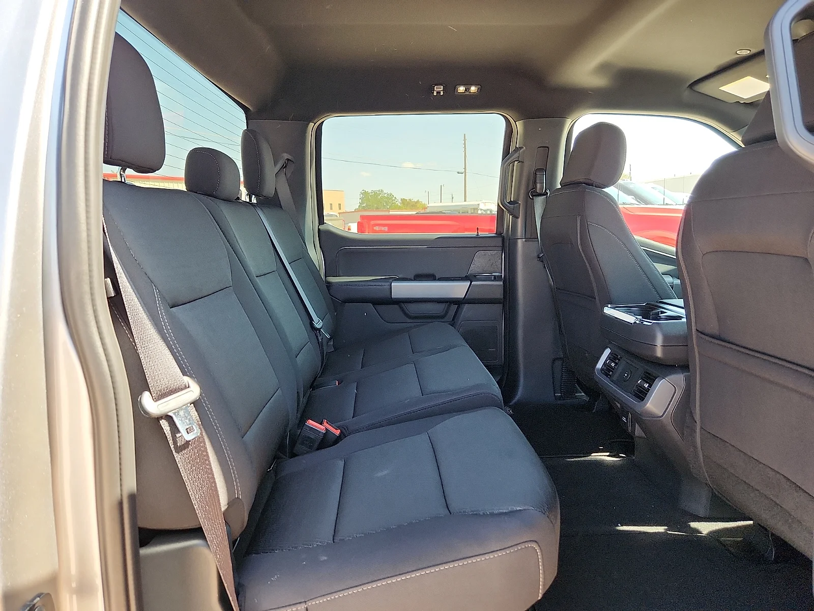 New 2026 Iconic Silver Metallic Ford XLT image 19