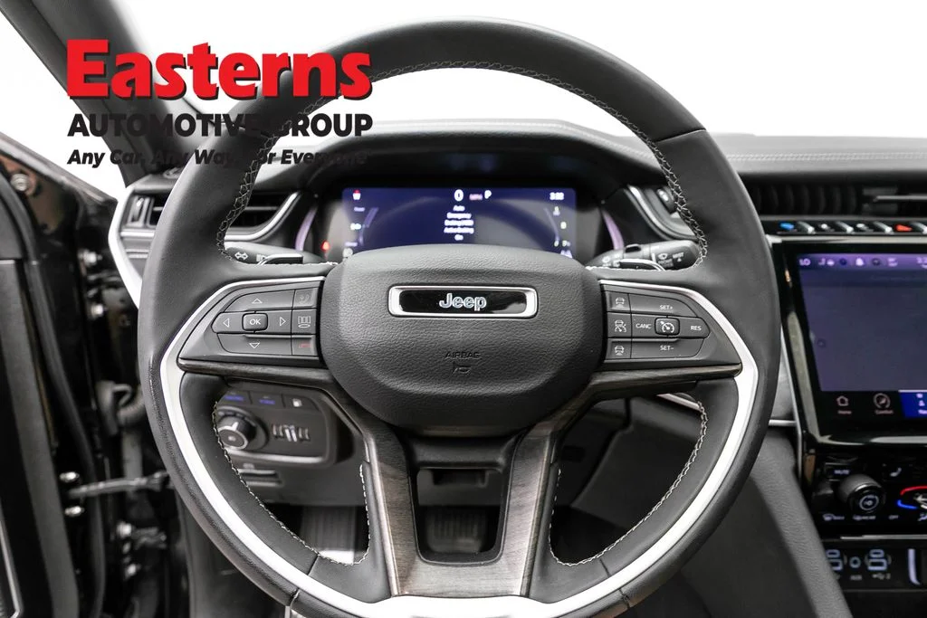 Used 2024 Black Jeep 4xe image 10
