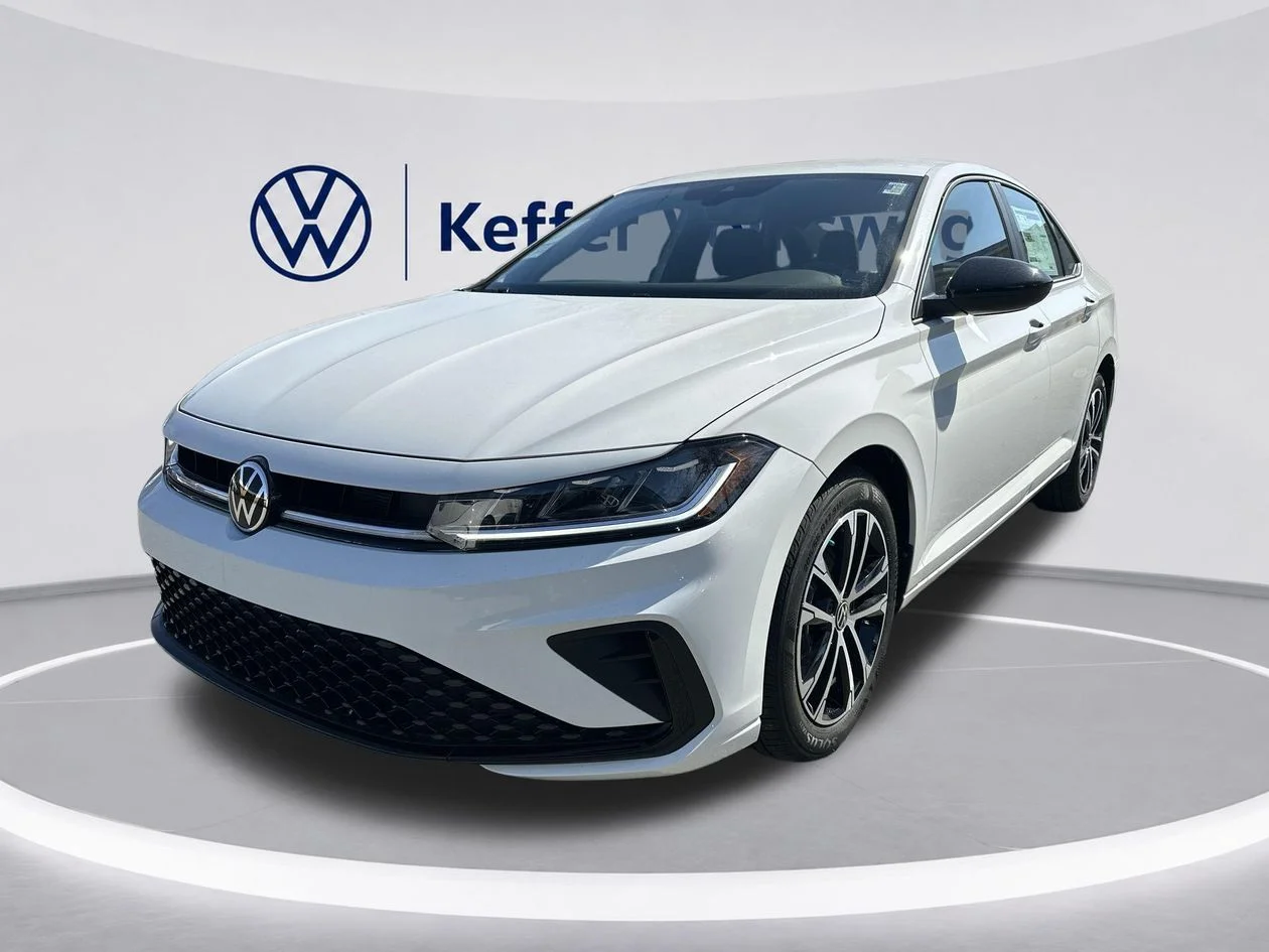 New 2026 White Volkswagen 1.5T Sport image 1