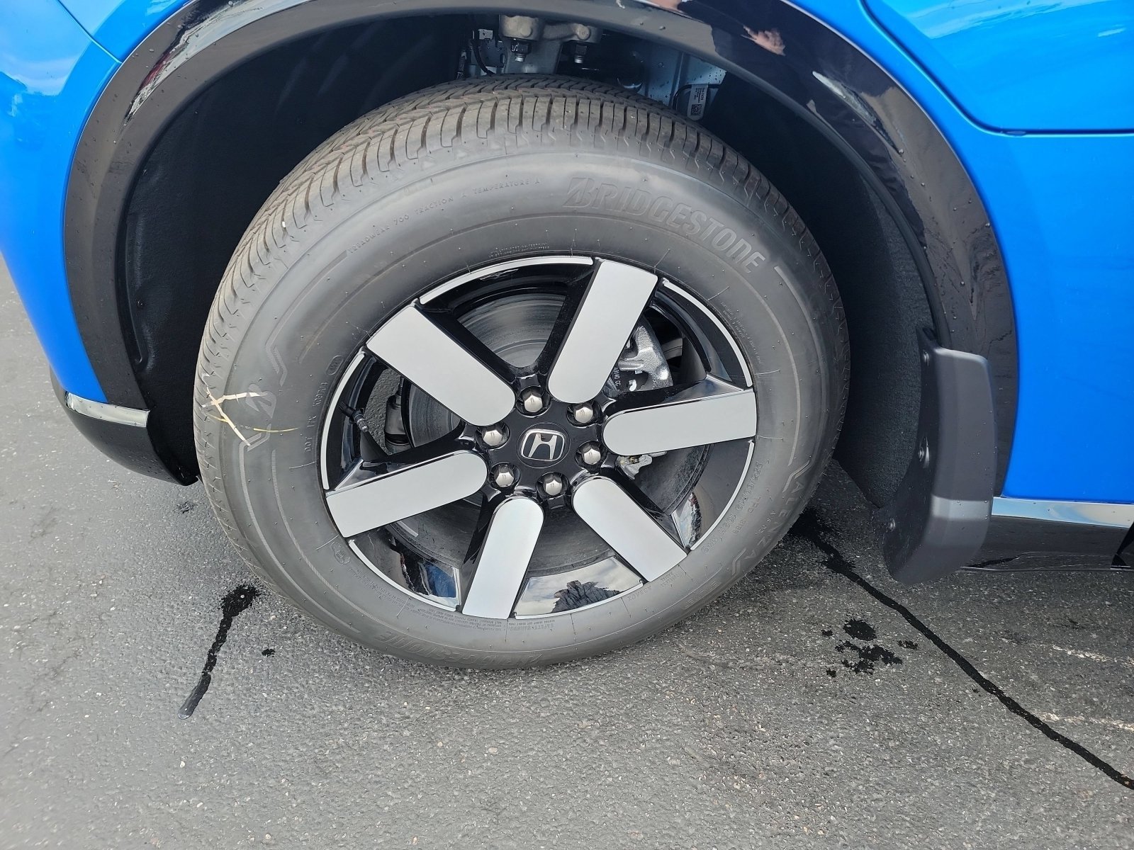 New 2026 Pacific Blue Metallic Honda Touring image 30