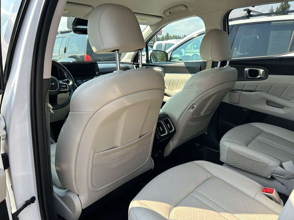 Used 2023 Snow White Pearl Kia SX Prestige image 10