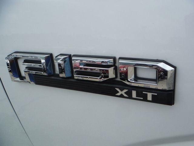 Used 2015  Ford XLT image 5