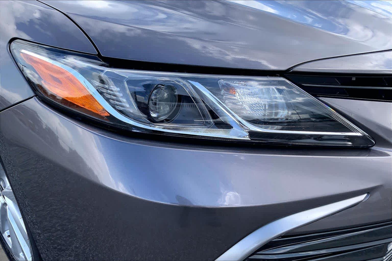 Used 2023 Predawn Gray Mica Toyota LE image 27