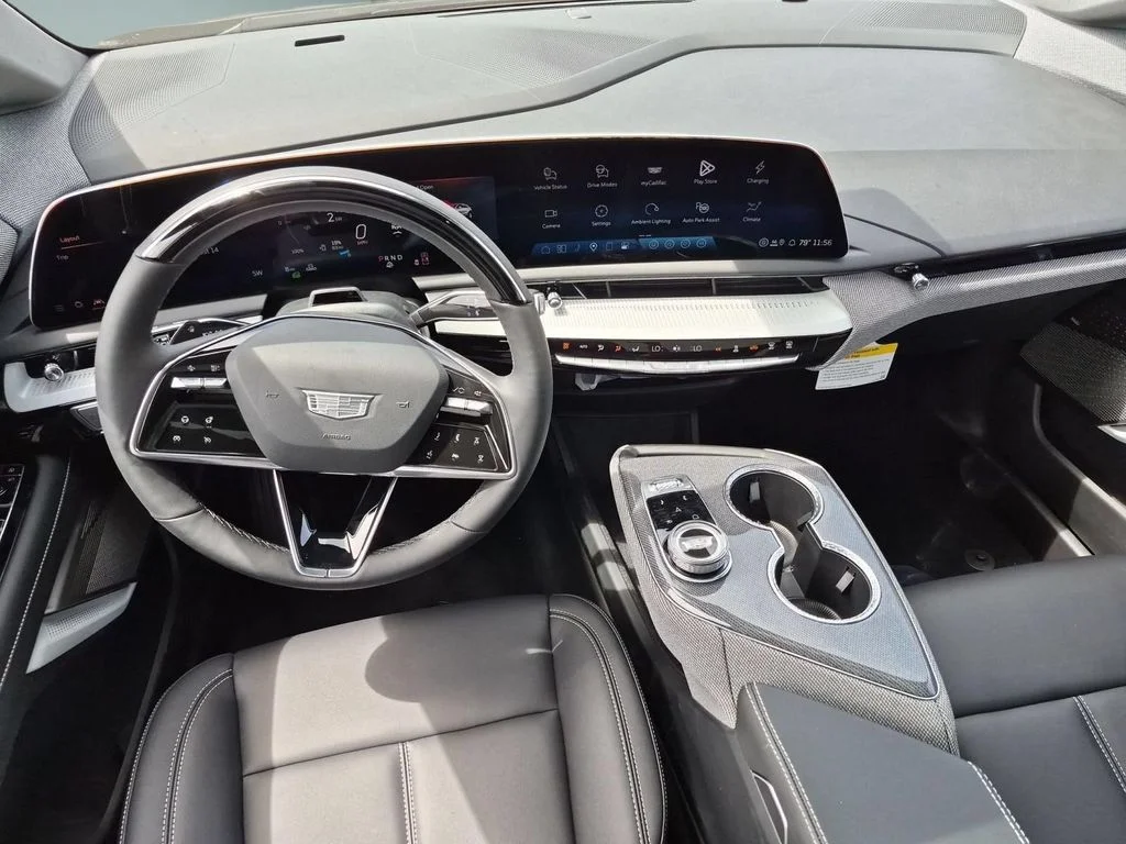 2027 Cadillac OPTIQ Luxury - Photo 19