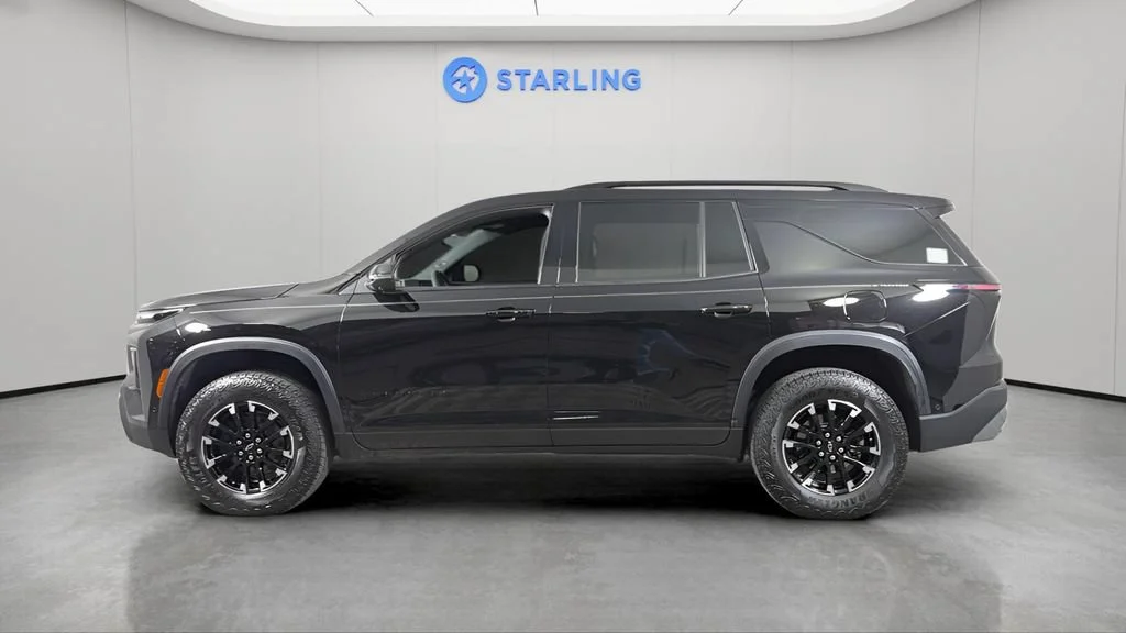 Used 2024 Mosaic Black Metallic Chevrolet Z71 image 4