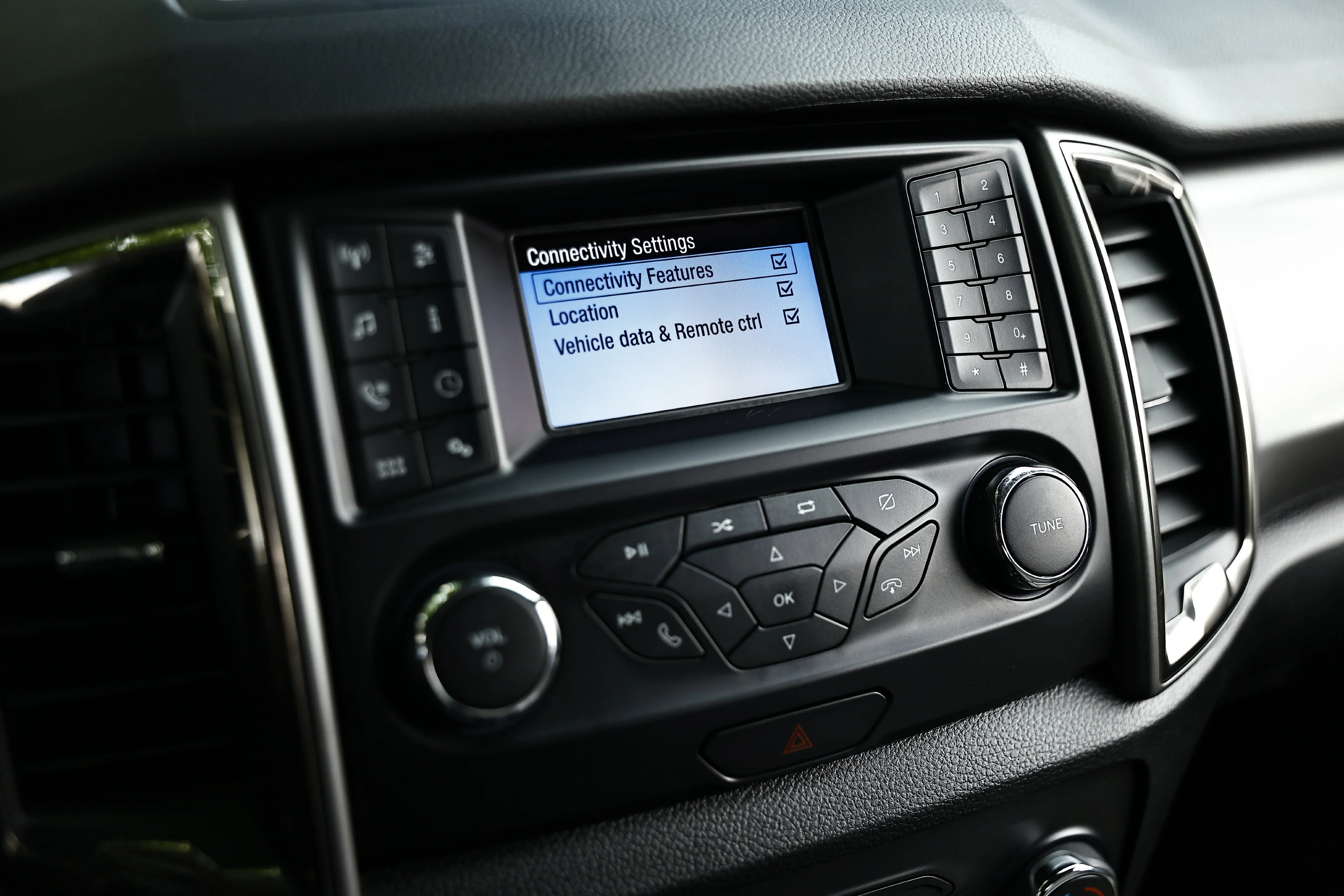 Used 2019 Magnetic Metallic Ford XLT image 32