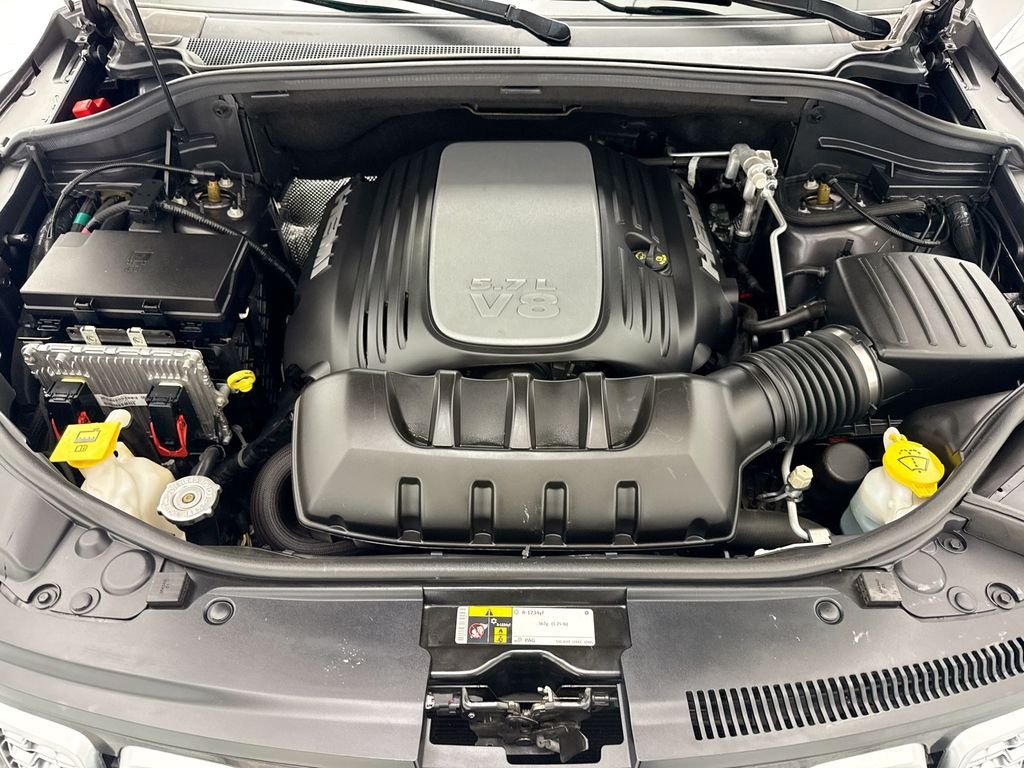 Used 2018 Crystal Metallic Jeep Summit image 27