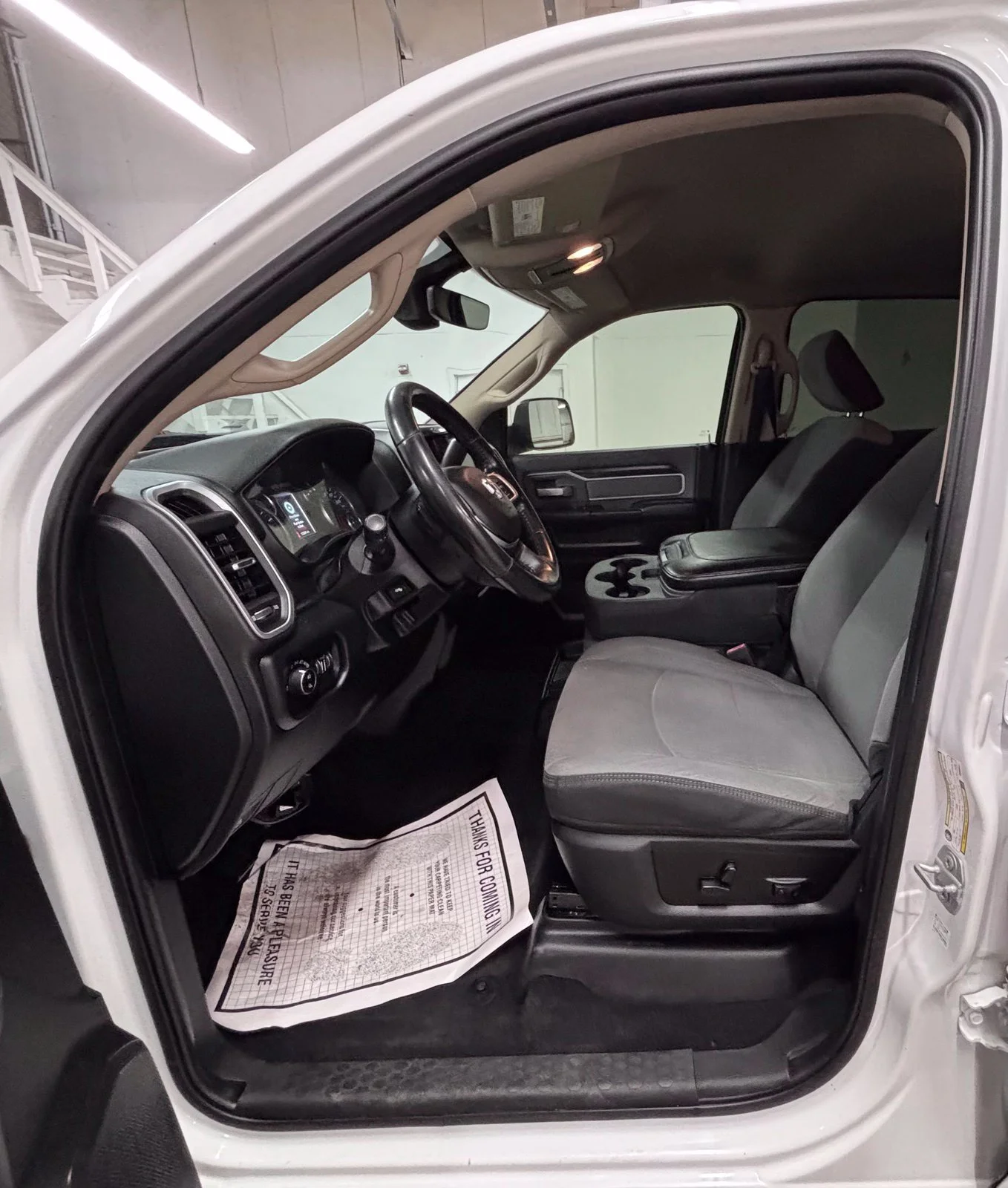 Used 2019 White Ram Big Horn image 22