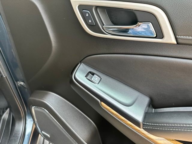 2020 GMC Yukon Denali - Photo 25
