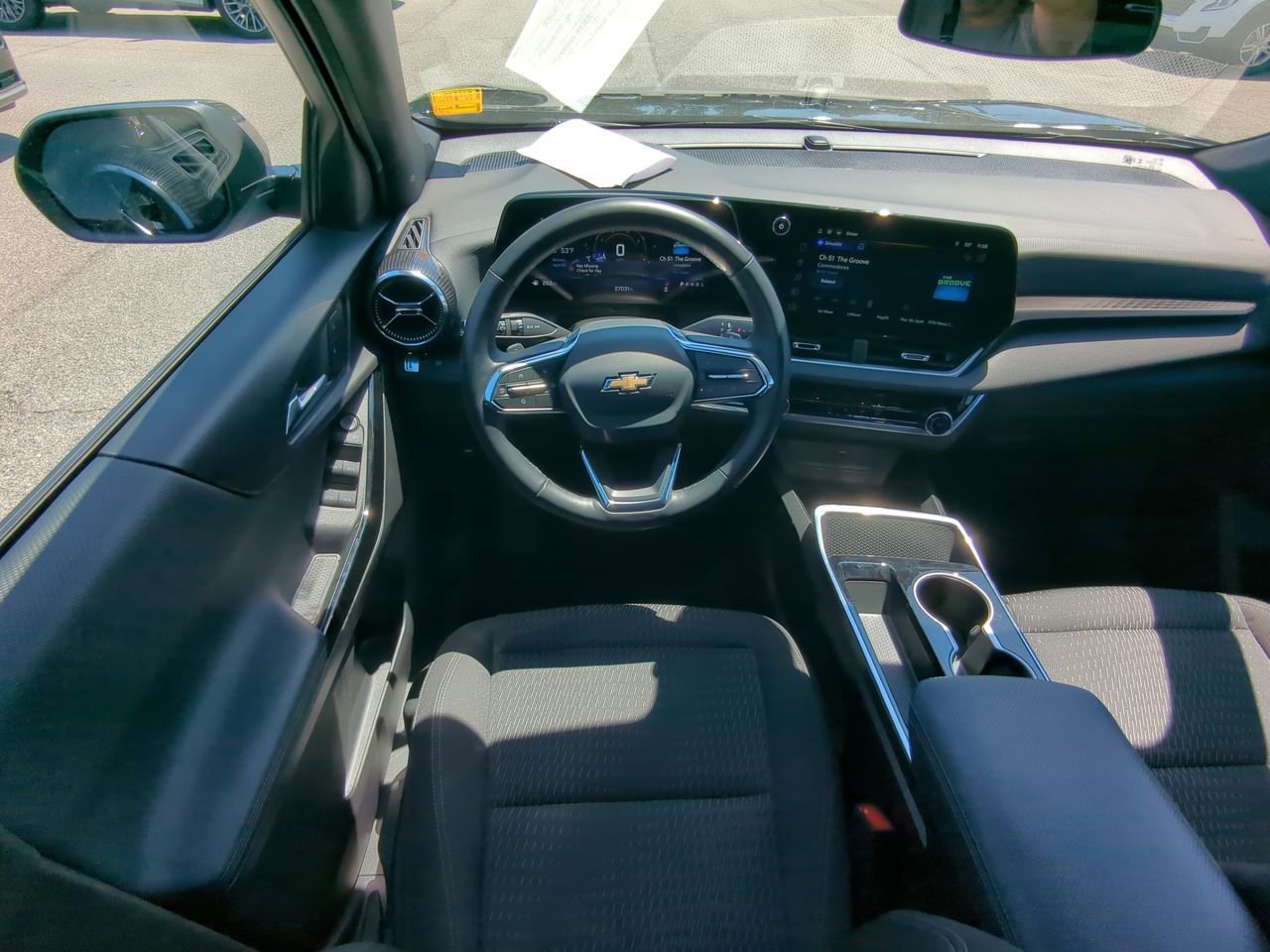 2025 Chevrolet Equinox LT - Photo 15