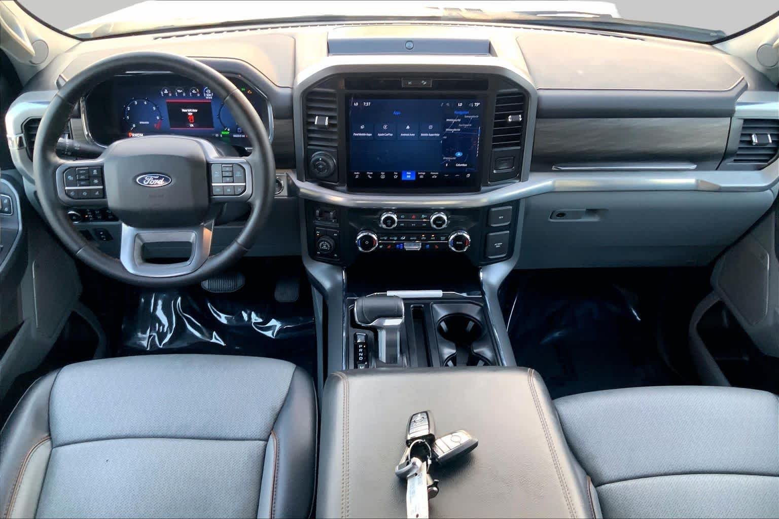 Used 2025 Oxford White Ford LARIAT image 15