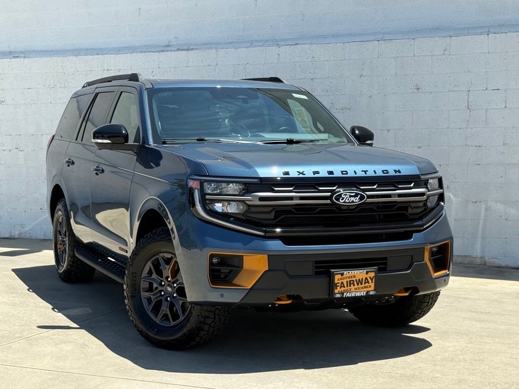 New 2027 Nocturnal Blue Metallic Ford Tremor® image 2