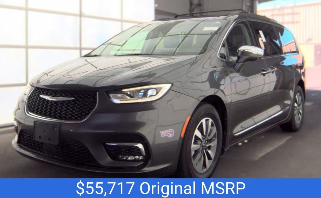 2022 Chrysler Pacifica Hybrid Limited