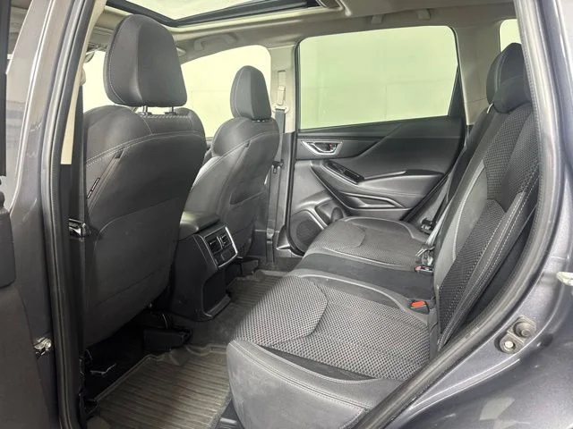 Used 2020 Gray Subaru Premium image 12