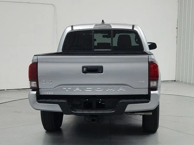 Used 2022 Silver Toyota SR image 6