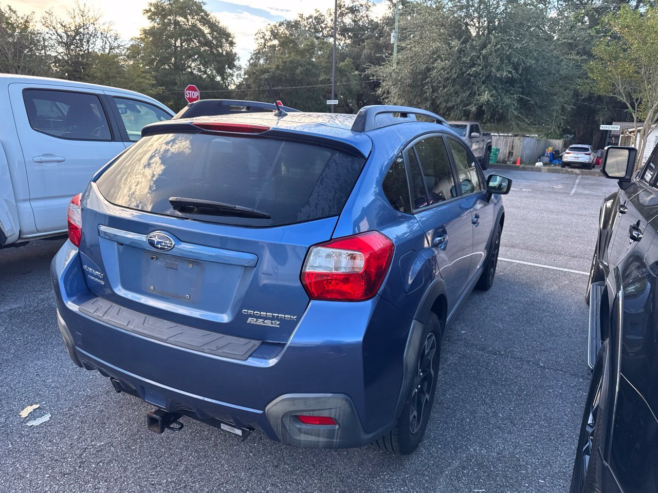 Used 2016 Blue Subaru 2.0i Premium image 8