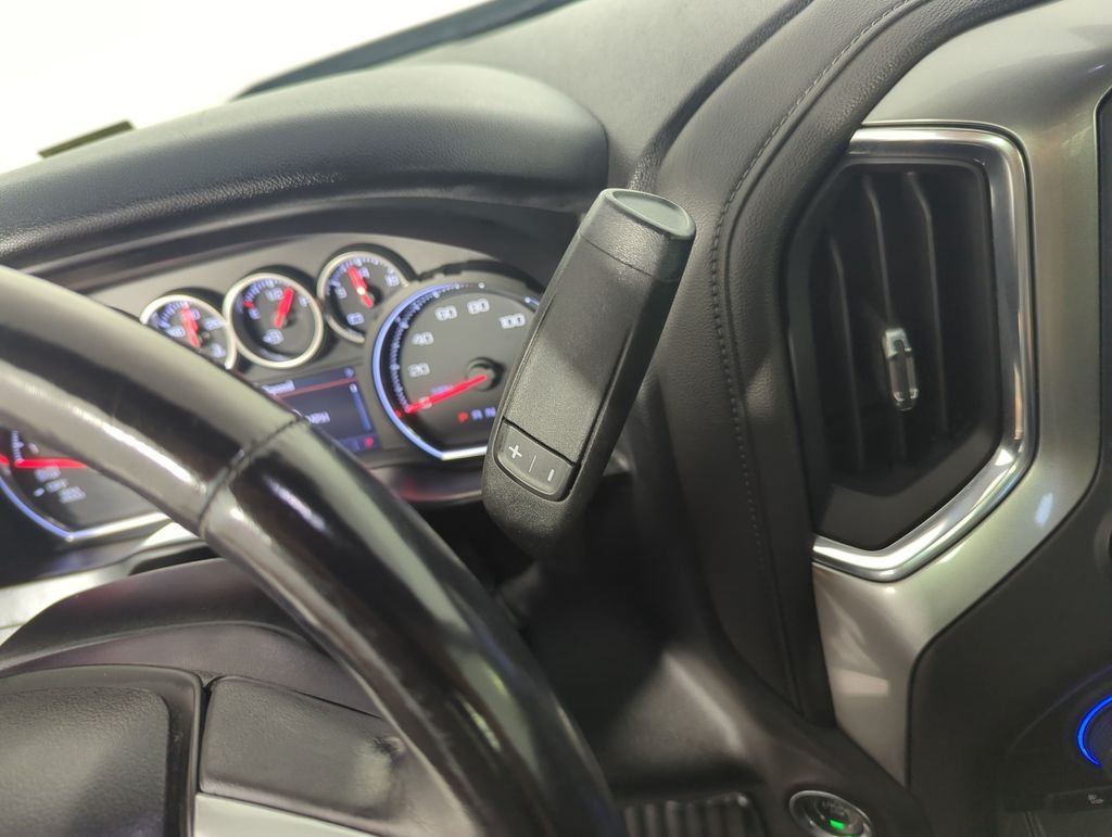 Used 2019 Silver Chevrolet RST image 23
