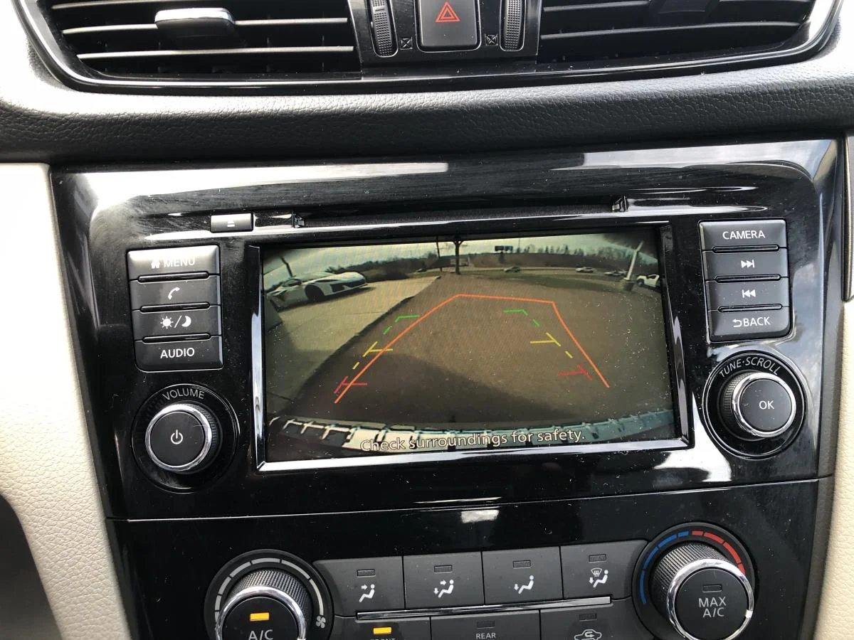 Used 2023 Blue Nissan AWD S CVT image 15